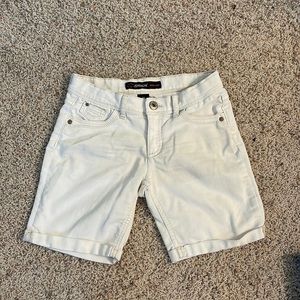 JORDACHE Bermuda Size 10 White Shorts